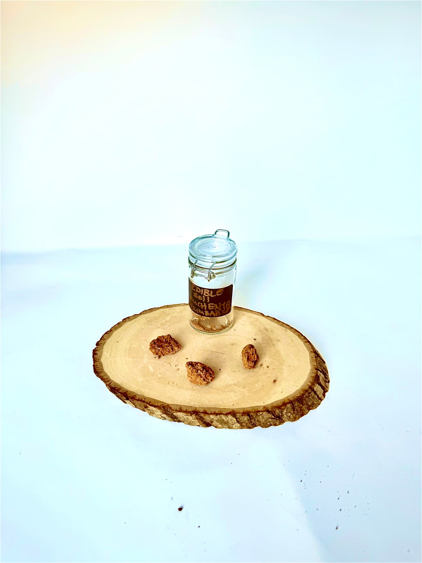 Muchenje (edible clay)