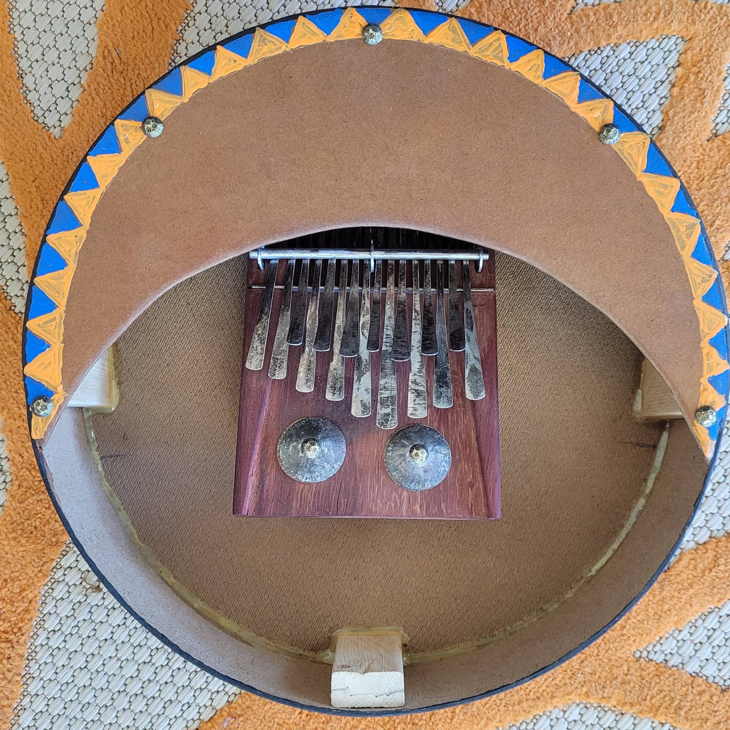 Nyunga Nyunga Mbira (thumb piano with resonator)