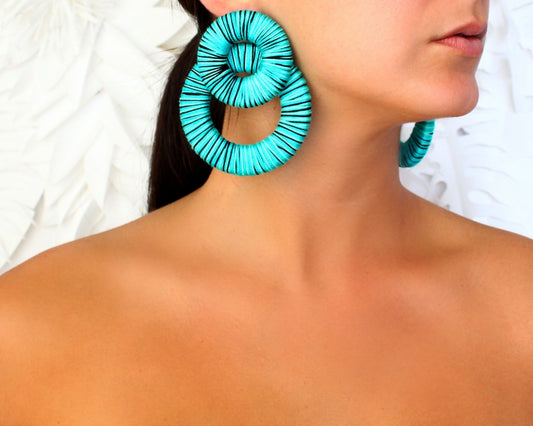 Round, Turquoise & black earrings